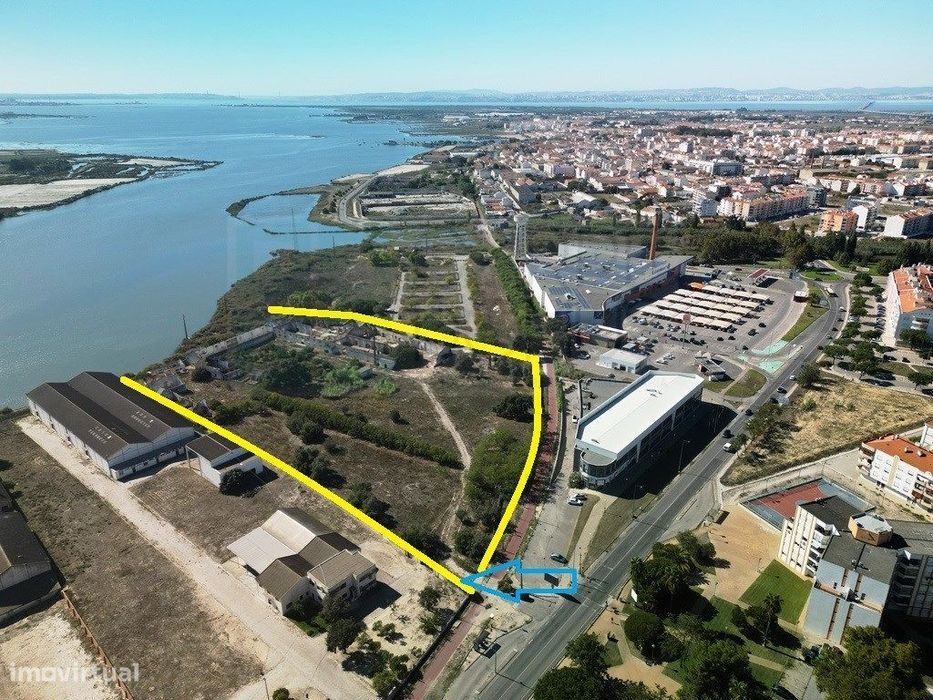 Excelente terreno urbano para construção, na marginal Montijo