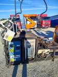 robot spawalniczy kompletny ze stanowiskiem spawalniczym