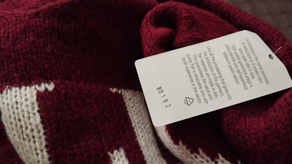 Sweterek bordo BELLA