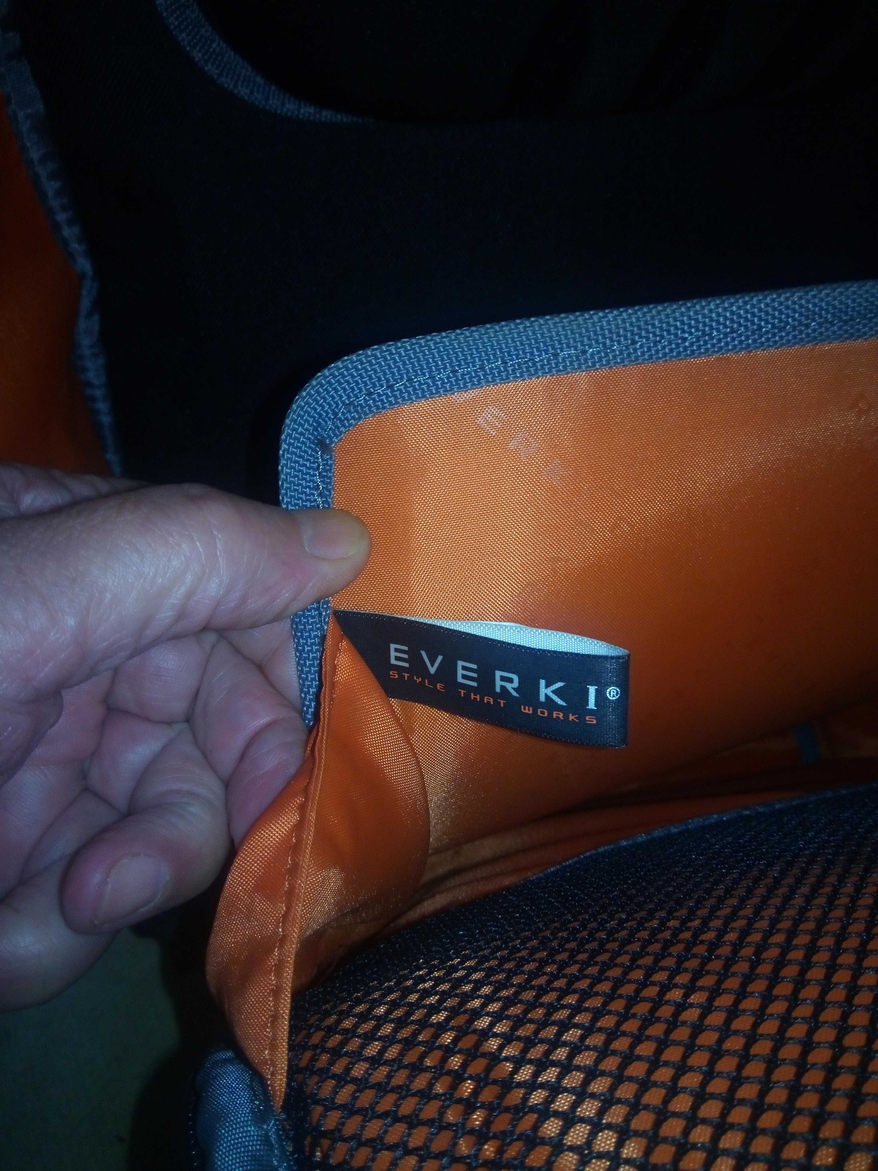Mochila Everki Versa EKP127 - ORIGINAL Laptop 15' Black