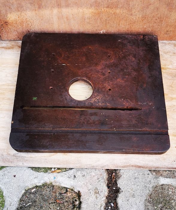 Żeliwna płyta od frezarki piły stołowej