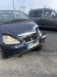Vendo mercedes acidentado