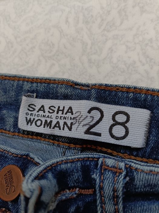 Джинси жіночі з високою талією