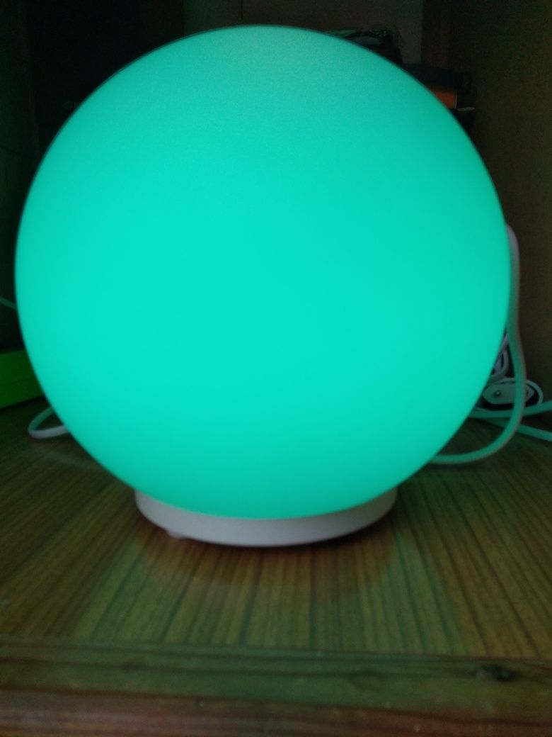 Lampka nocna led rgb na pilota