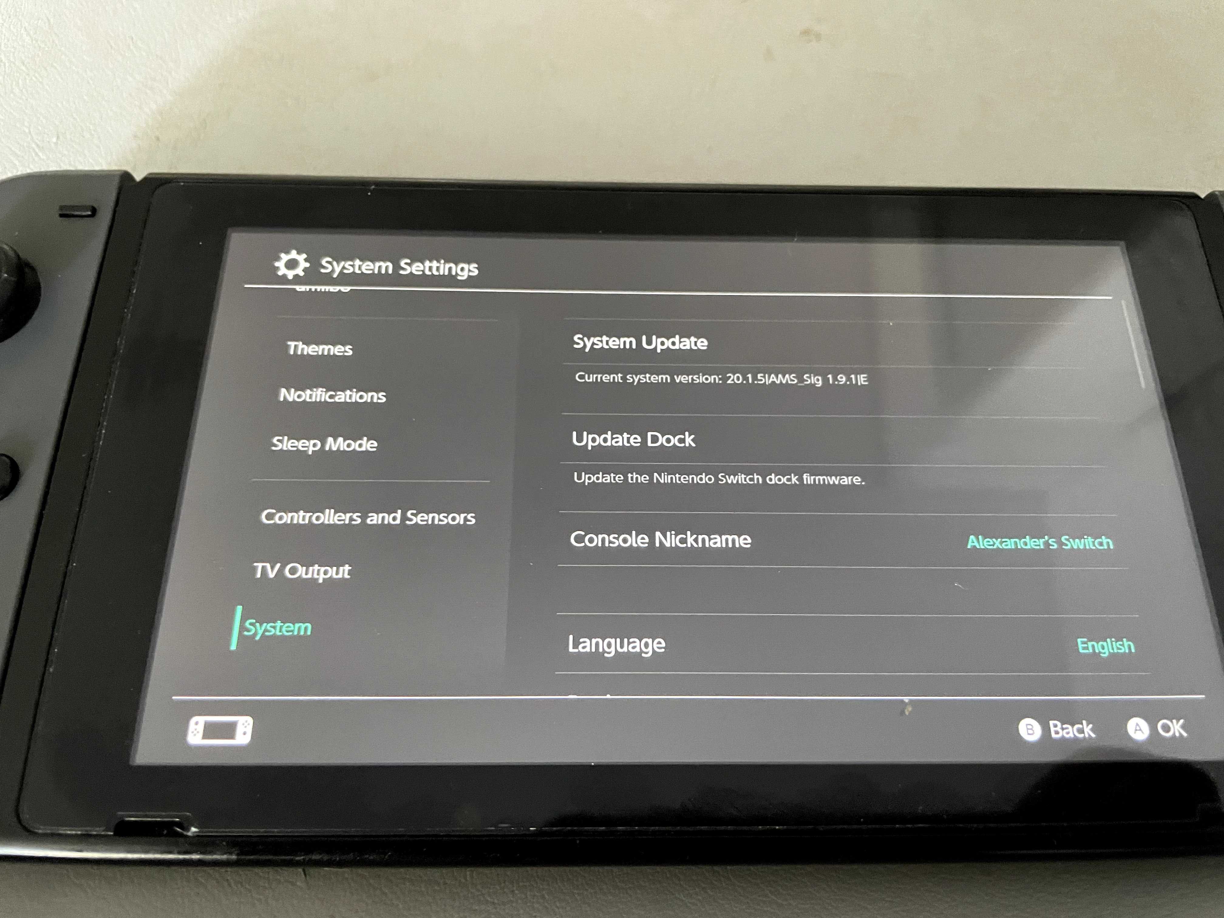 Konsola Nintendo Switch v1 CFW Atmosphere + Pro Controller /Dobry stan