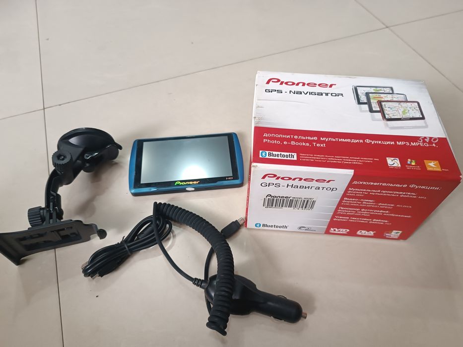 GPS навігатор Pioneer K52BT