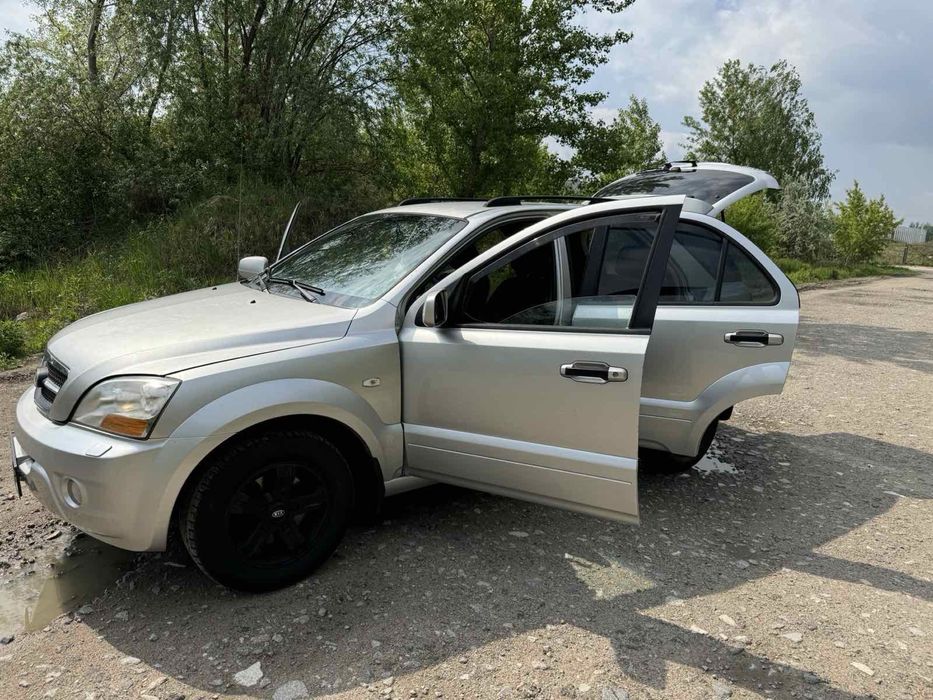 Продам КІА соренто 2.5 диз автомат