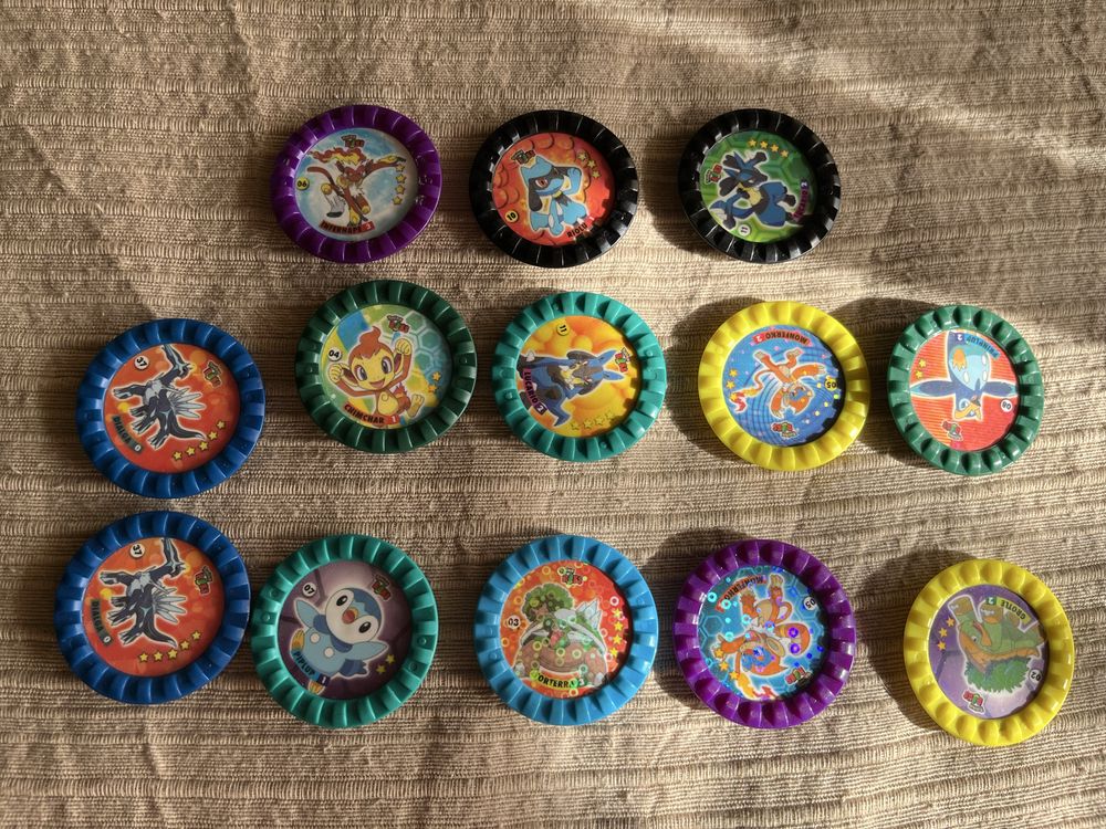 Vendo tazos dos pokemons