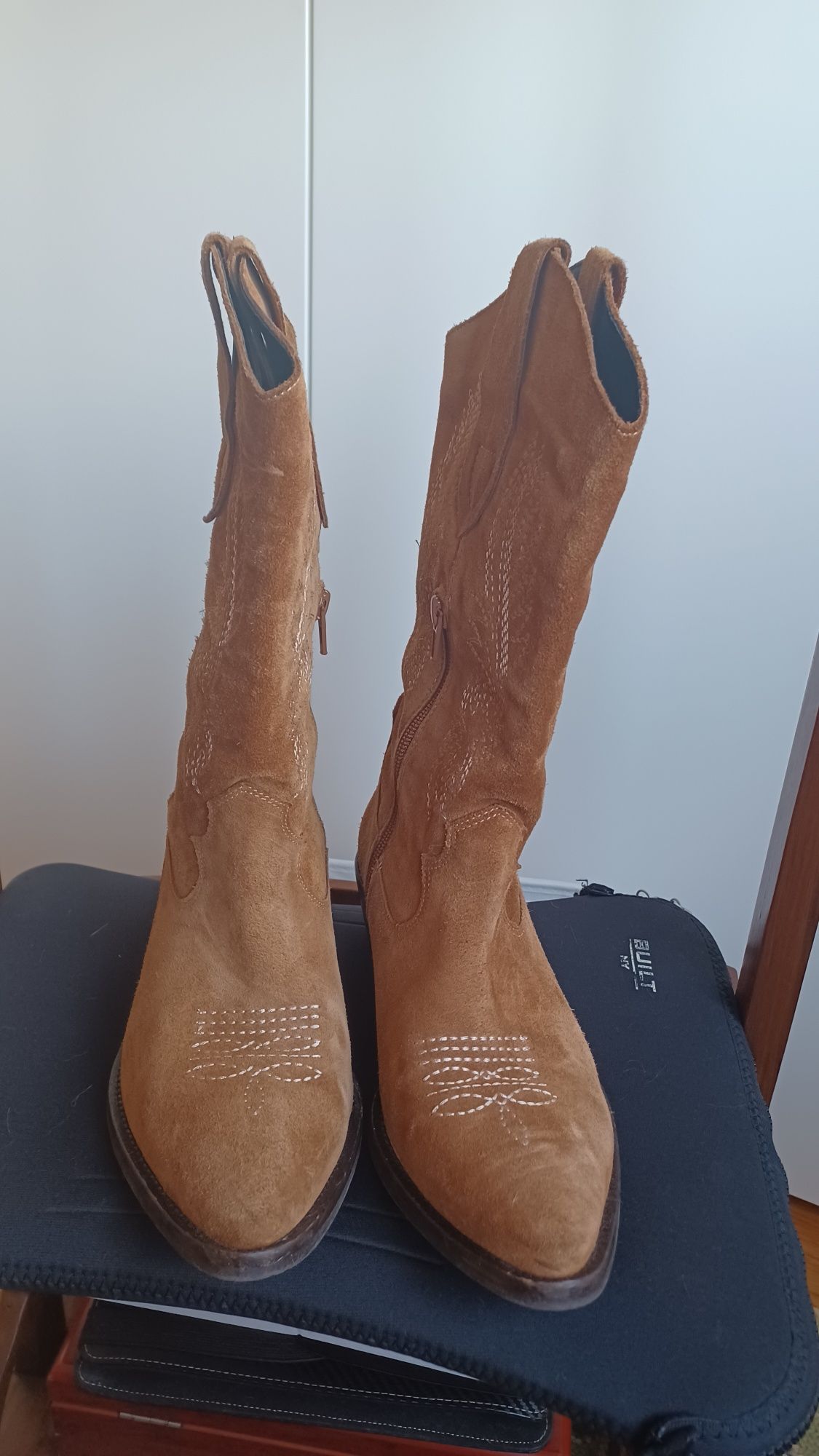 Botas cowboy pespontos Haity