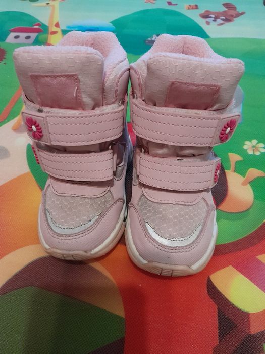 Зимові сапожки на дівчинку