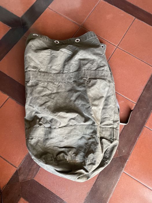 Mochila militar verde tropa