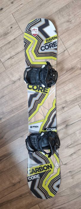 Deska snowboardowa Raven Core Carbon 150cm z wiązaniami Raven Fastec L