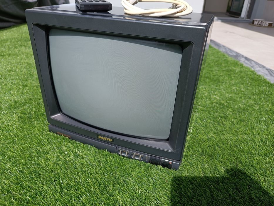 Televisão Sanyo Cores