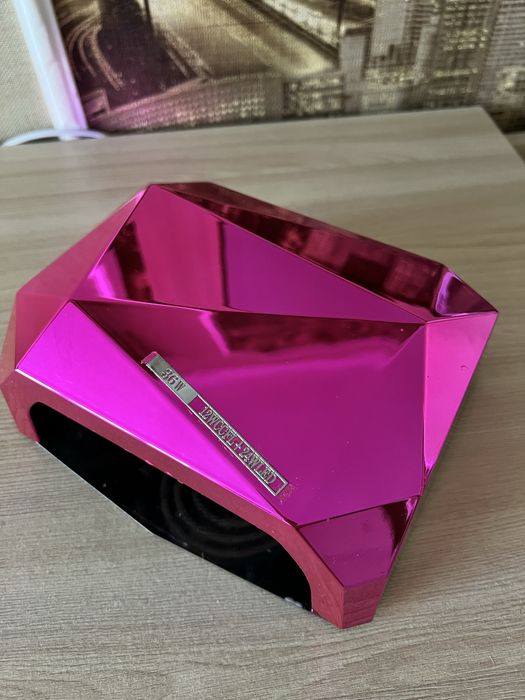 Лампа для манікюру для всіх матеріалів