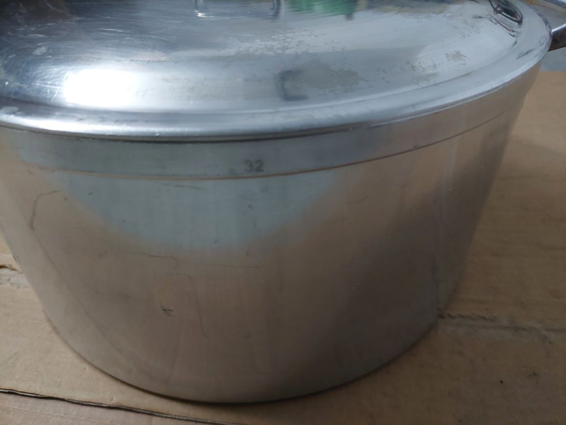 Panela Grande em Alumínio Fundido