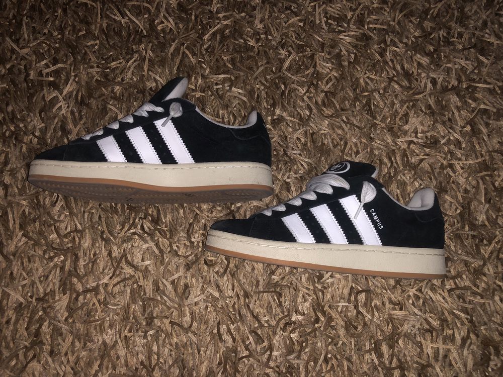 Adidas Campus 00s