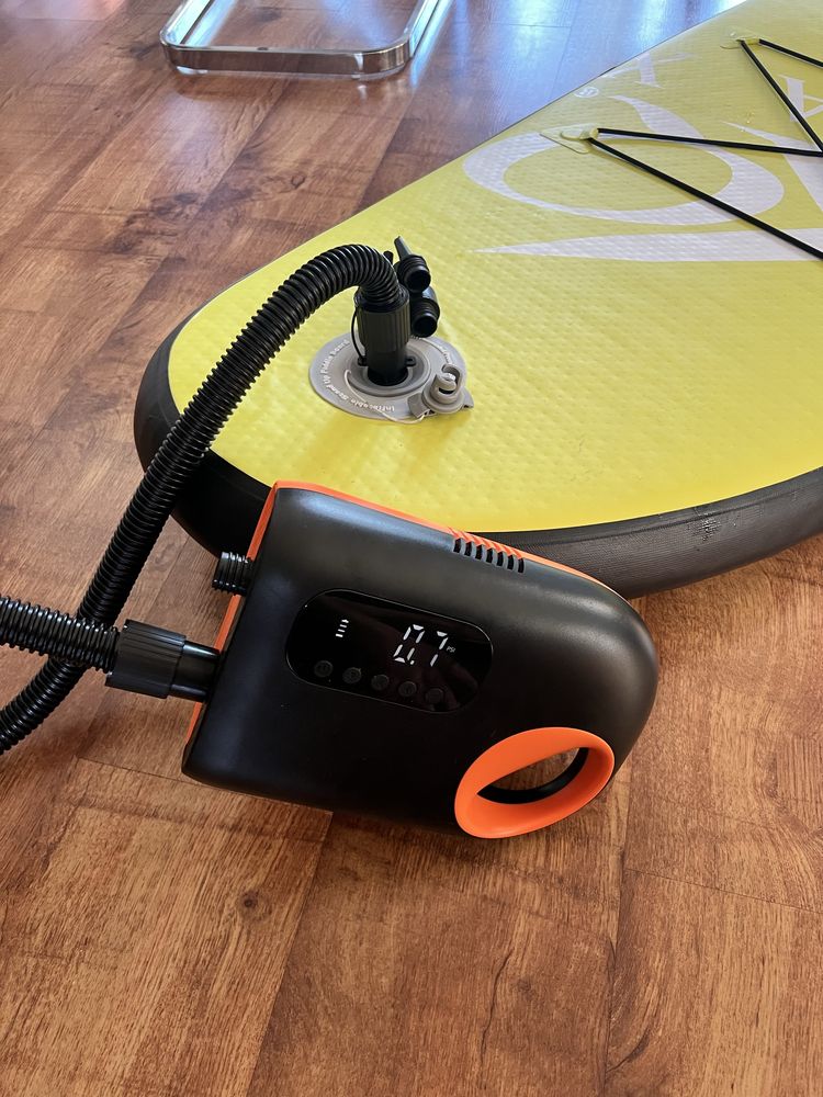 SUP PONTON Pompka   elektryczna akumulatorowa mocna 20PSI 1,25 bar