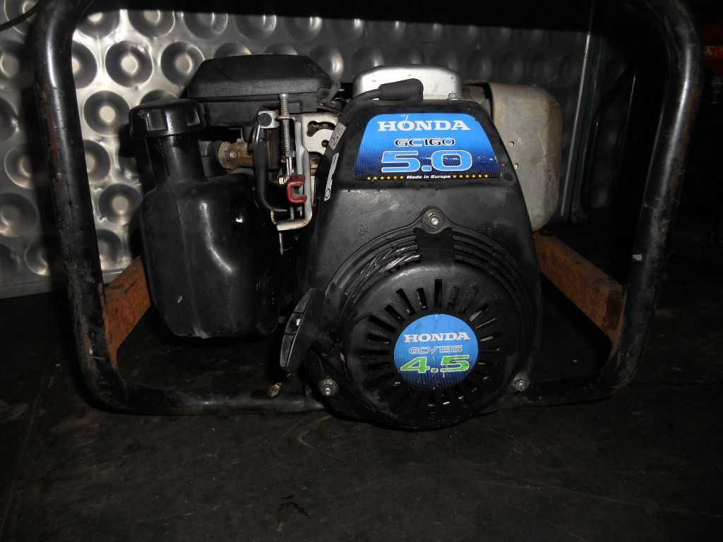 Honda Generator Pradu -Agregat prądotwórczy  Mobilny 2.2 Kv HONDA