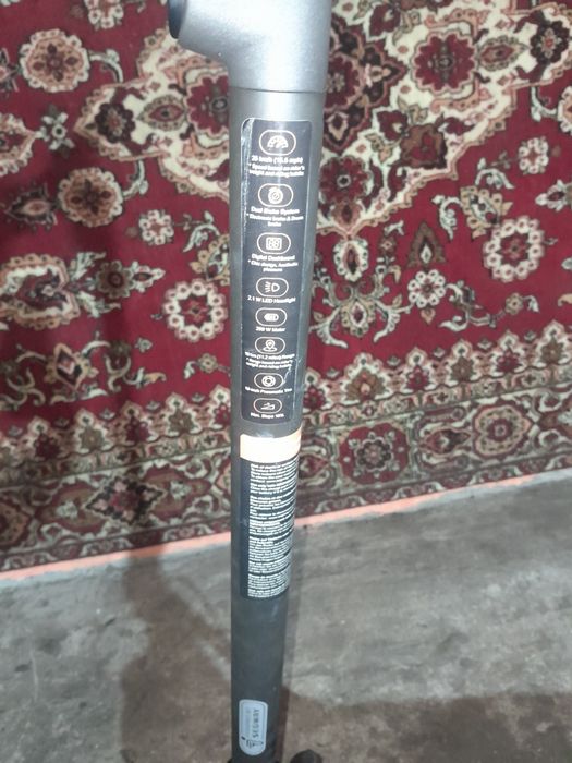 Електросамокат ninebot