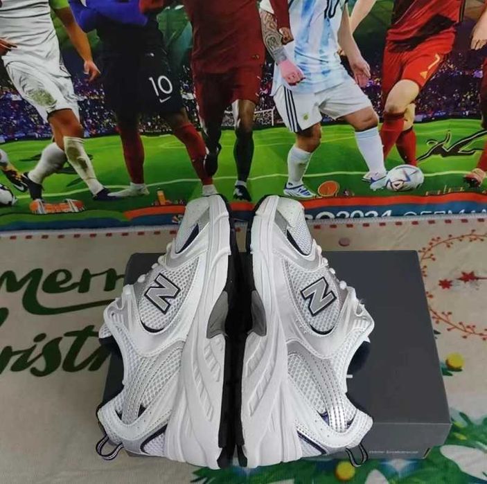 damskieBiegania New Balance 530 White Silver Navy / Rozmiar 38