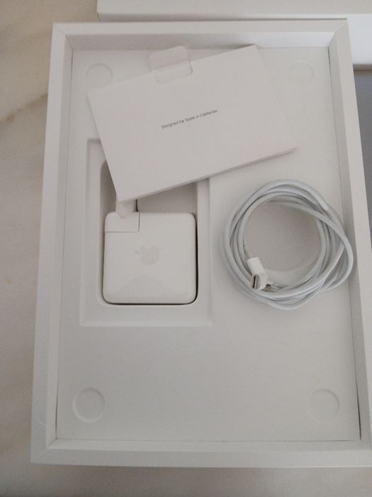 Macbook pro M1 SSD 256 e 8Gb de memória Unificada