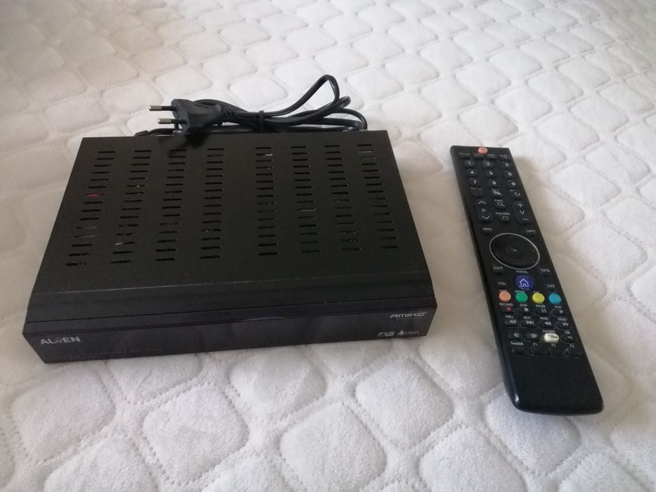 Супутниковий ресівер Amiko SHD-8900 Alien