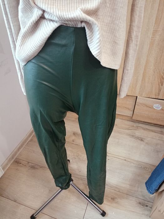 Spodnie damskie leginsy