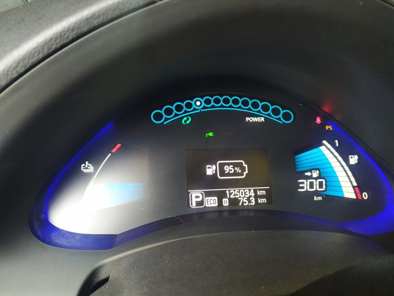 Батарея Nissan leaf 57 квт.