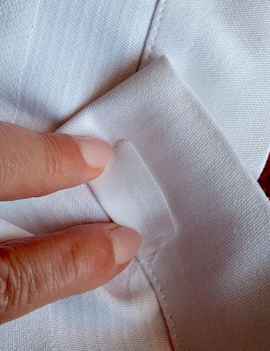 Toalha branca de mãos em algodão com monograma - letra G