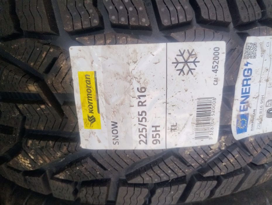 Kormoran Snow 225/55R16 95H