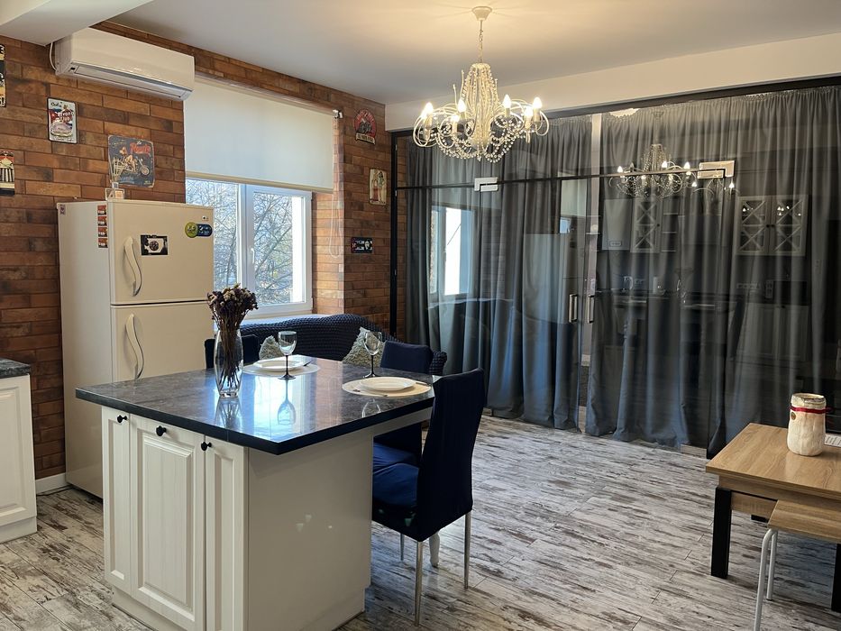 Розкішна 2х кімнатна квартира студія в ценрі м.Кропивницький