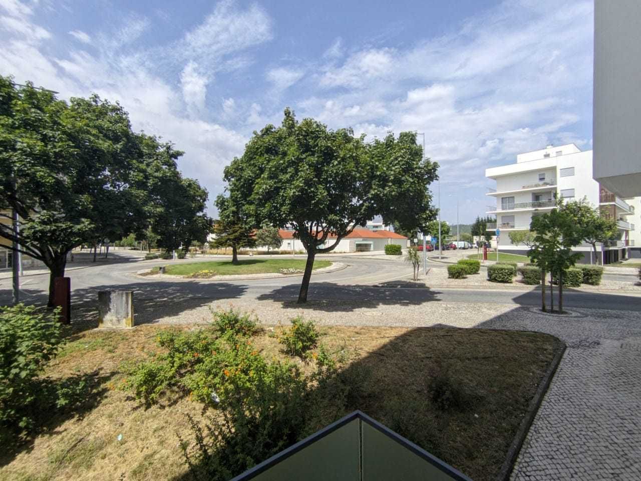 Apartamento T3 (2022) localizado no centro de Condeixa-a-Nova