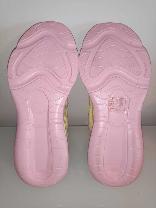 Sapatilhas coloridas, n.º 39 e 40 - NOVAS