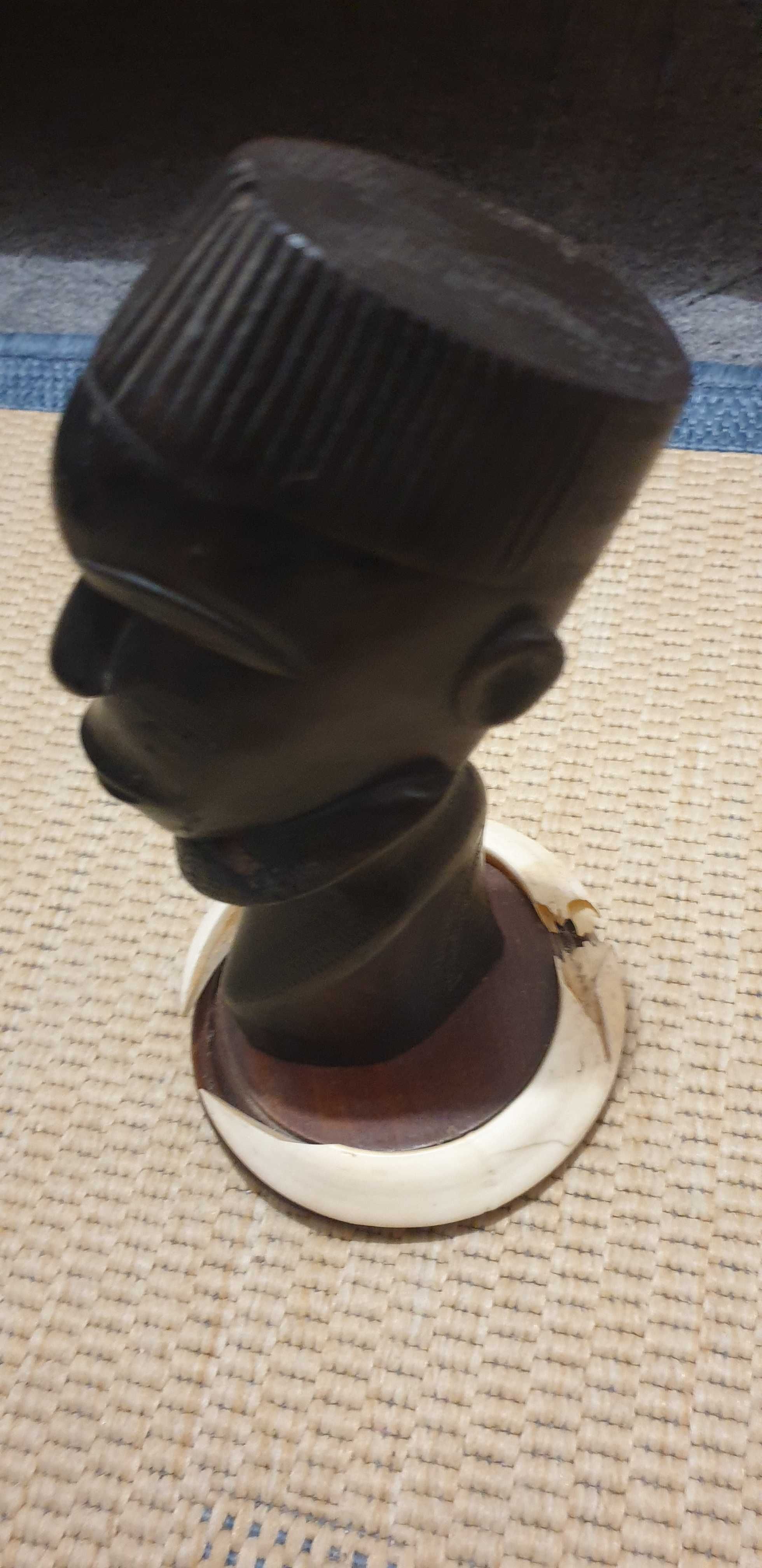 Busto africano vintage