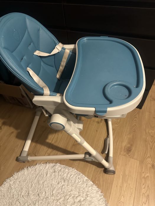 Krzeselko do jedzenia