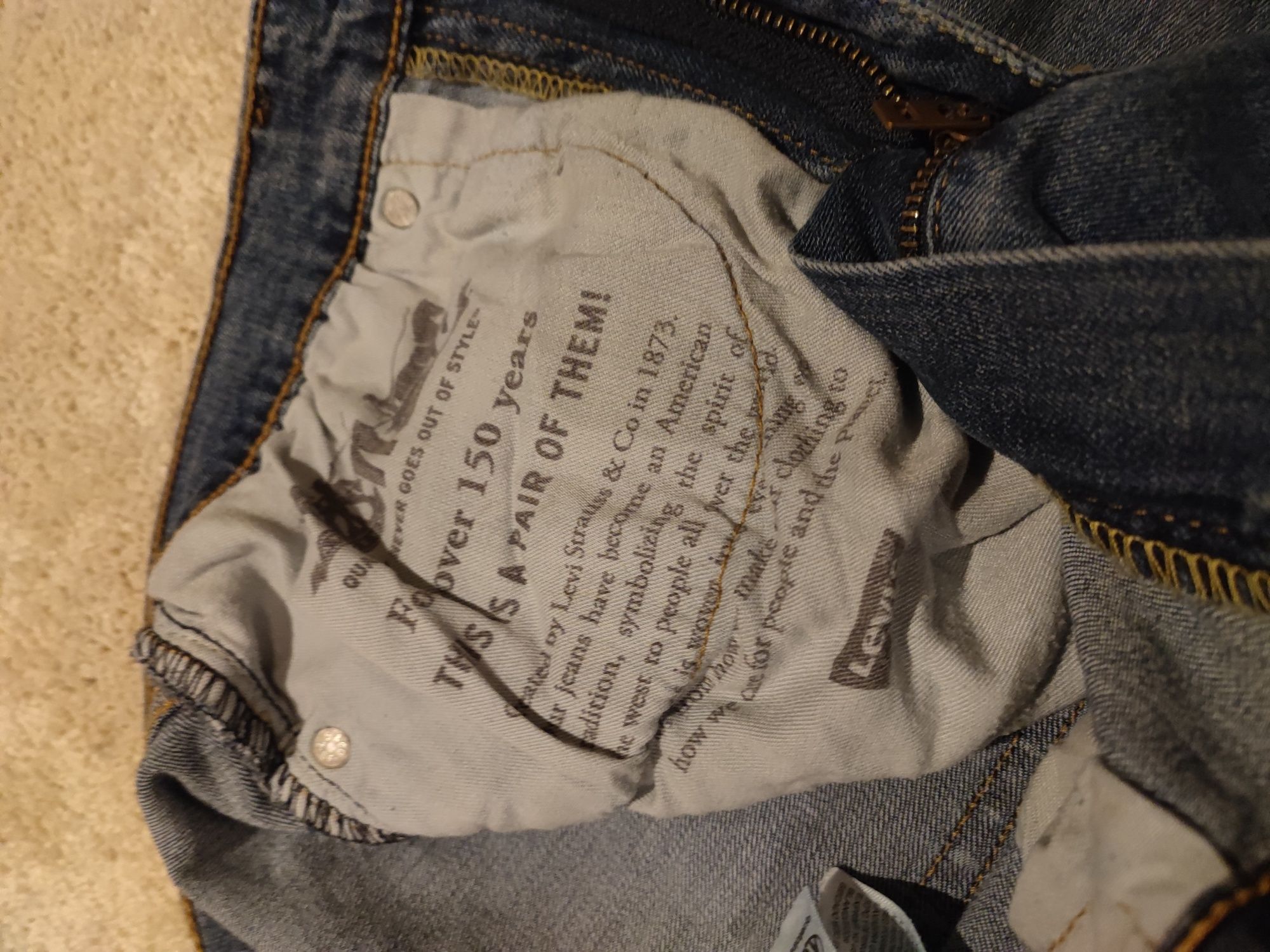 Levi's 512 W32L32