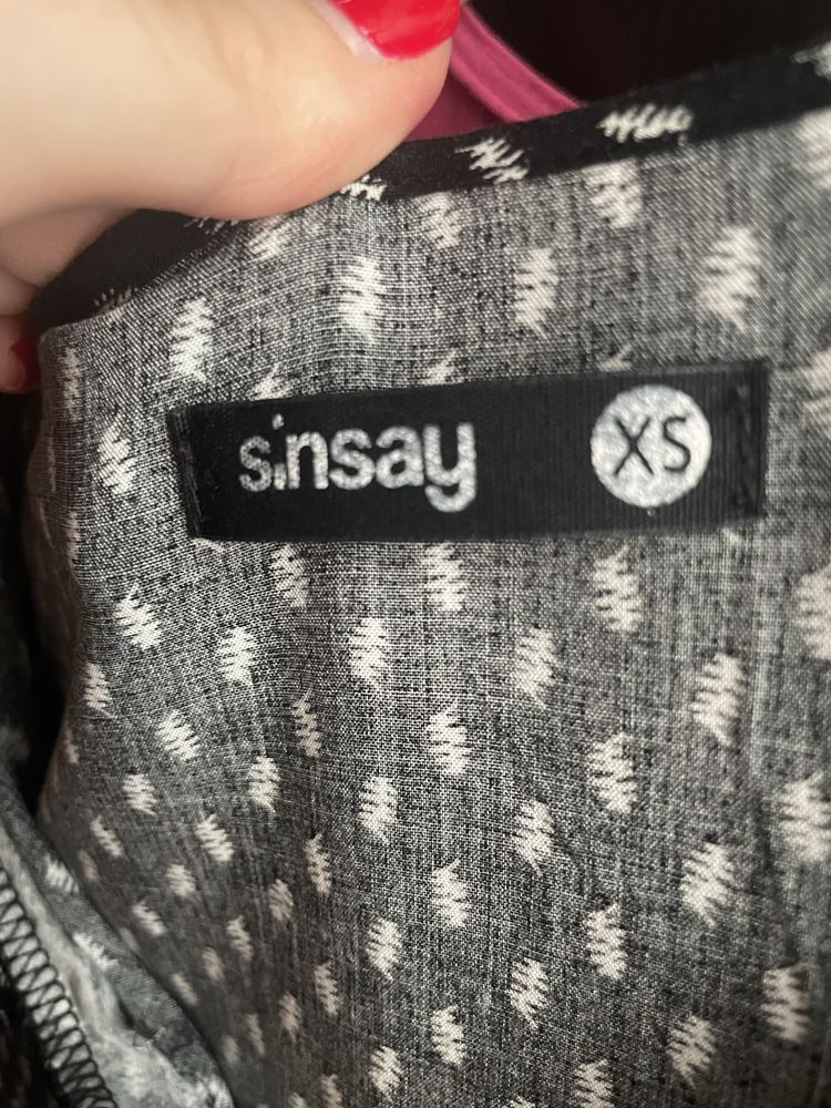 Sukienka zwiewna Sinsay