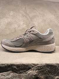 Кросівки New Balance 2002r та ін.