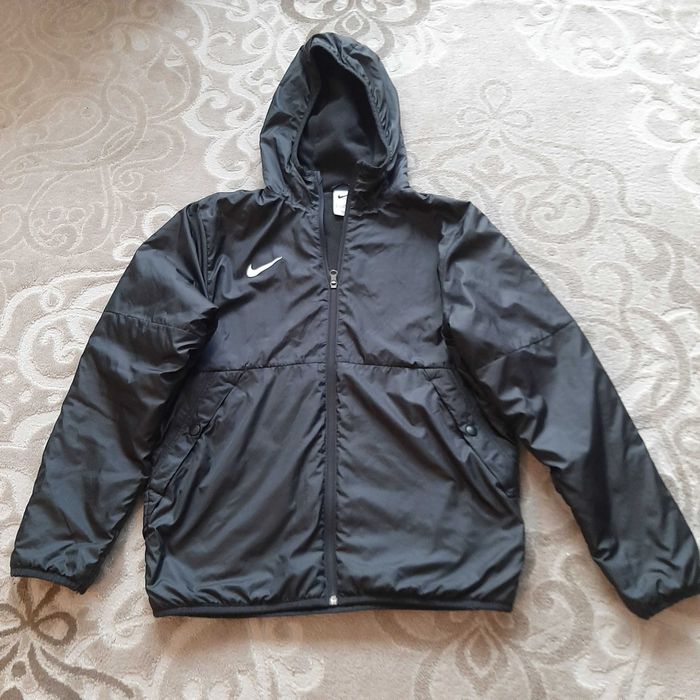 Kurtka Nike chłopięca 158-170