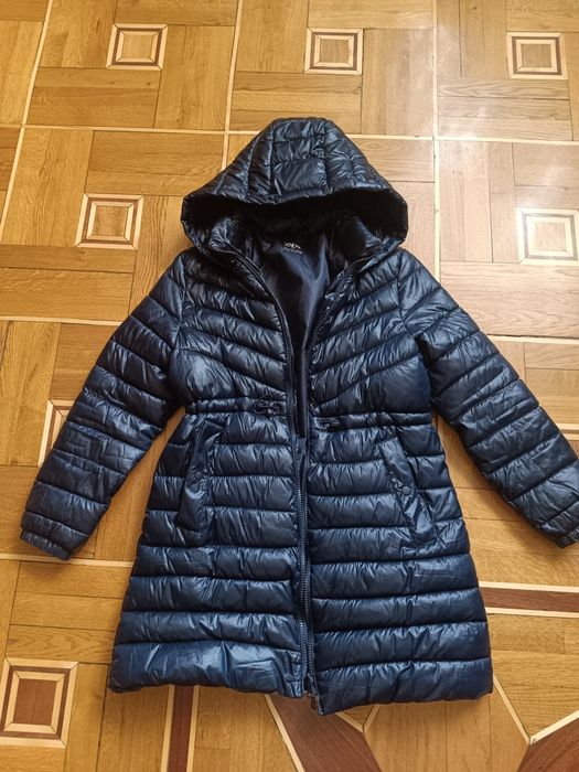 Продам курточку Зара zara