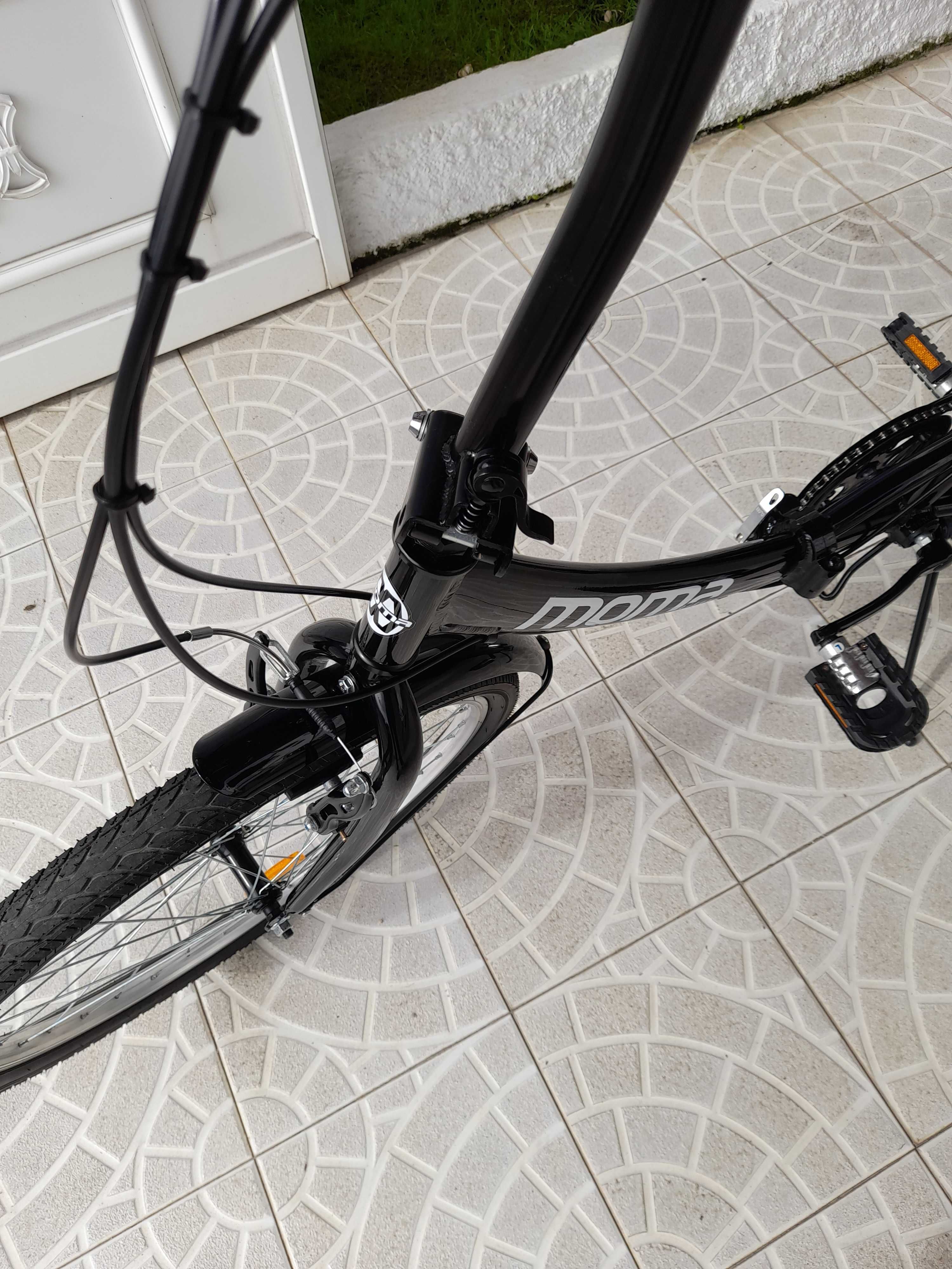 Vende – se bicicleta dobrável da marca Moma, em estado de novo,
