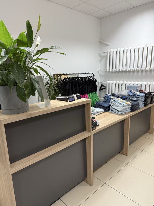 Sprzedam wyposażenie sklepu z odzieżą