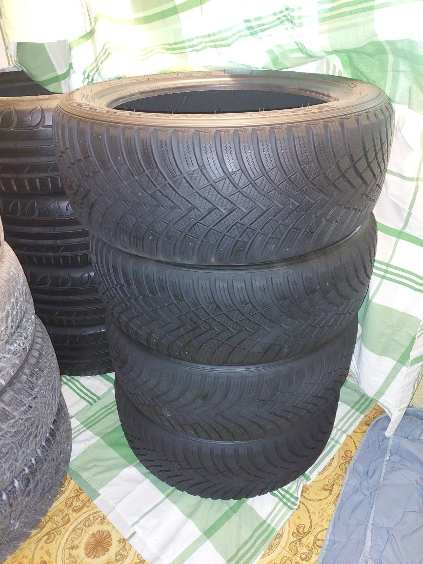 Opony Hankook Winter Icept RS3 215/55 R17