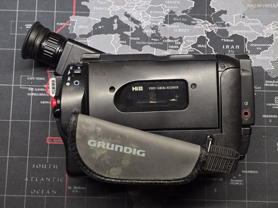 Grundig LC775 HE kamera Hi8