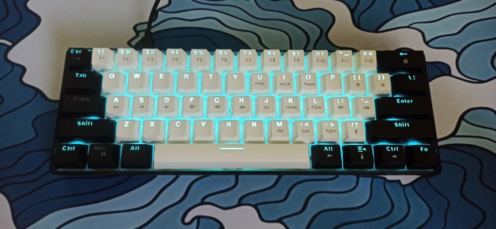 Механична 60% клавиатура Snpurdiri