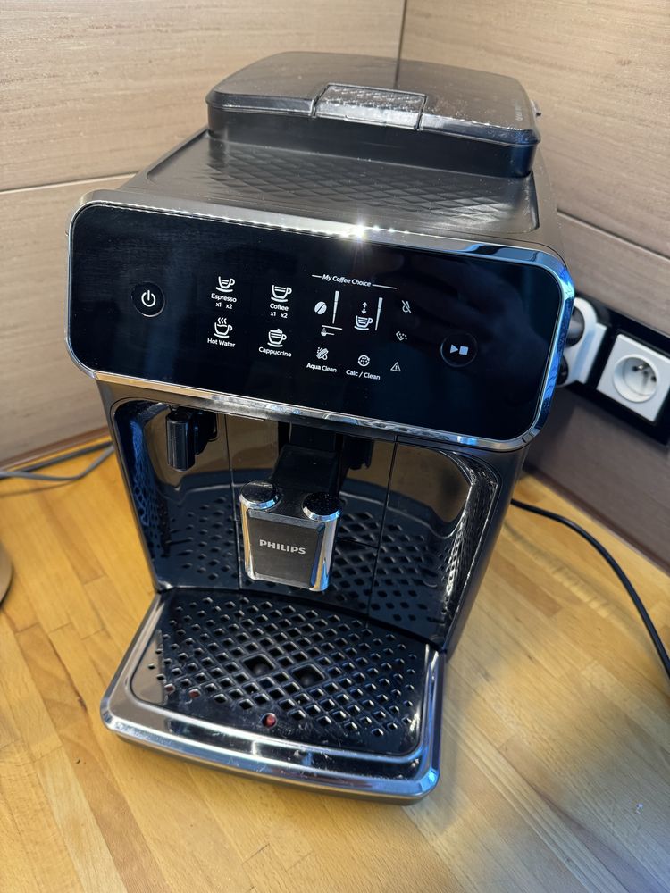 Ekspres kawy PHILIPS 2200 LatteGo series - stan bdb
