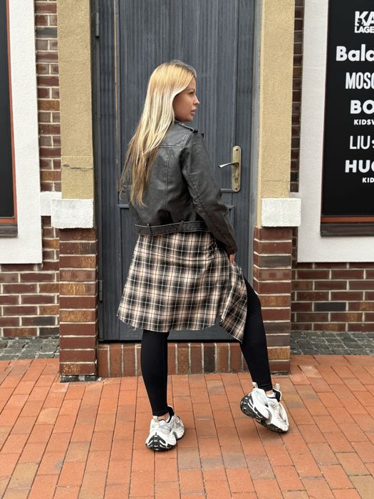 Укорочена куртка Zara. Фото вживу, ціна актуальна. Є інші моделі.