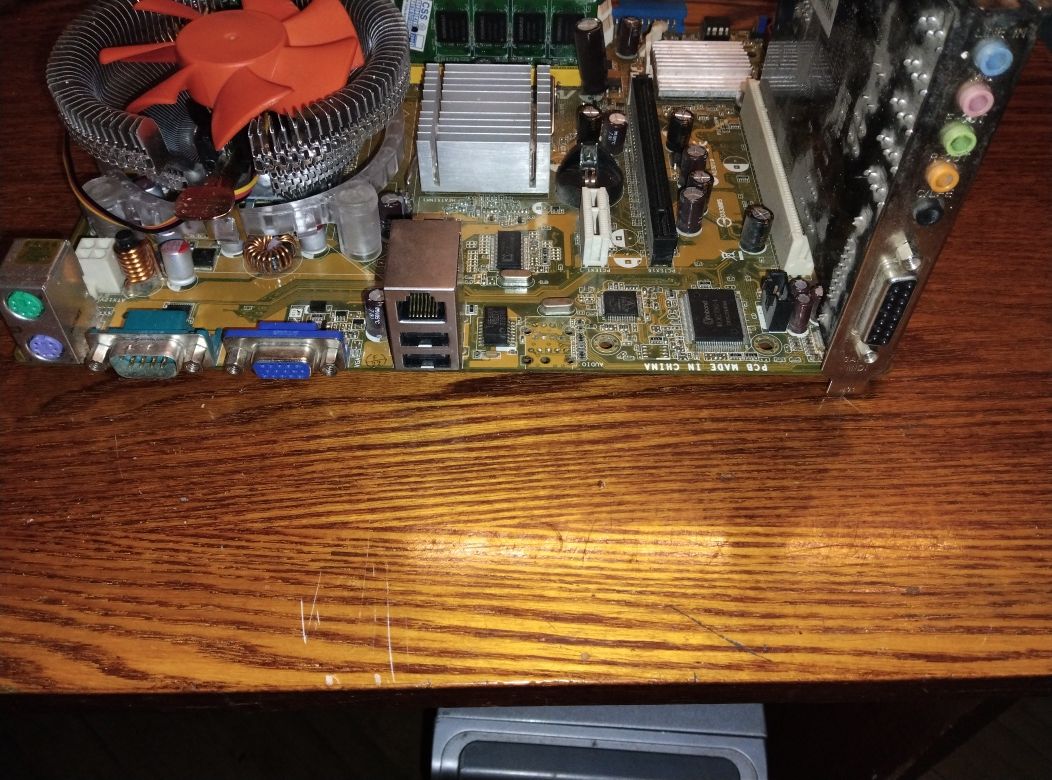 Asus s775+ cpu dual core 2.2 ГГц+ опер. ddr2 1.5Gb+кулер