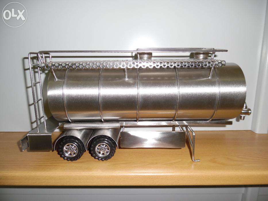 Depósitos em inox para bebidas