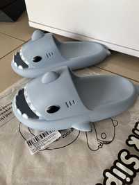 Shark slippers 36/37 rekinki klapki